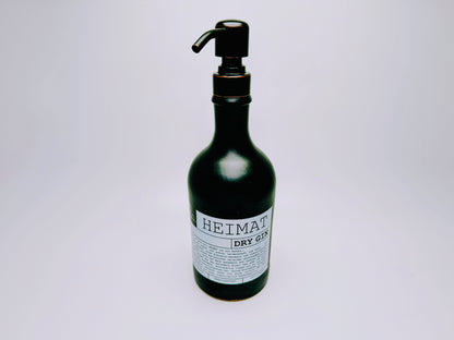 Gin-Seifenspender “Heimat” | Upcycling Pumpspender aus Heimat Gin Flaschen | Nachfüllbar mit Seife, Spüli | Deko Bad Geschenk | 500ml