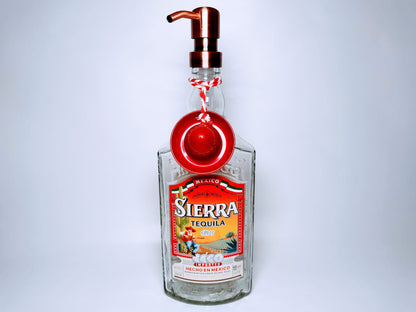 Tequila Bottle Soap - Dispenser for soap, lotion or disinfectant - 700 ml - Gift Upcycling - Sierra Tequila